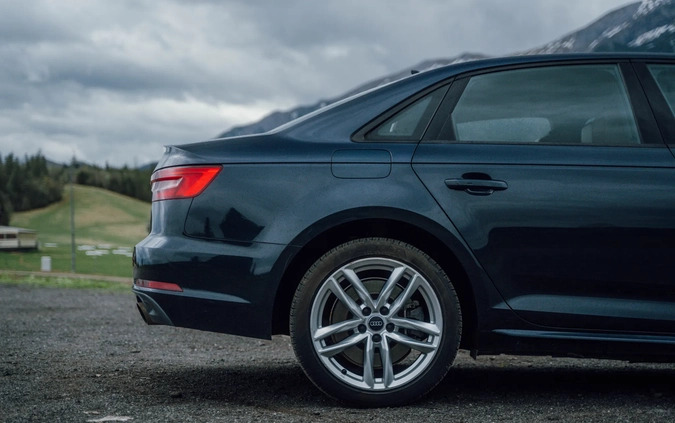 Audi A4 cena 94900 przebieg: 140000, rok produkcji 2017 z Susz małe 742